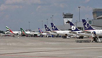 Sierpniowy wzrost o 17,7 proc. na polskich lotniskach