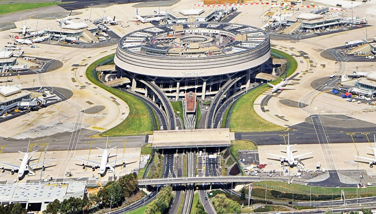Lotniska Paryża: 9,4 mln pasażerów w czerwcu